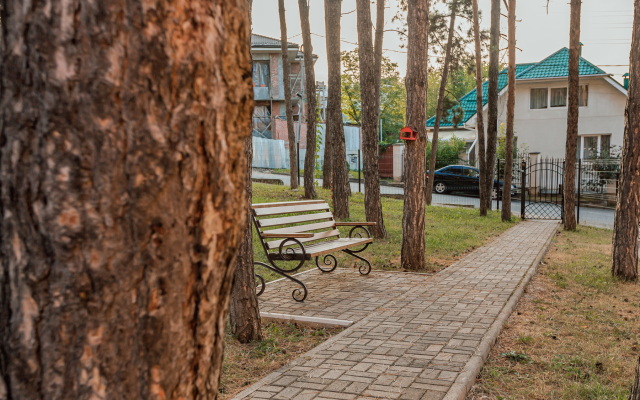 Parkovaya S Balkonom Apartments