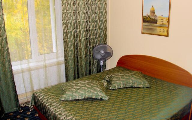Kedr Hotel