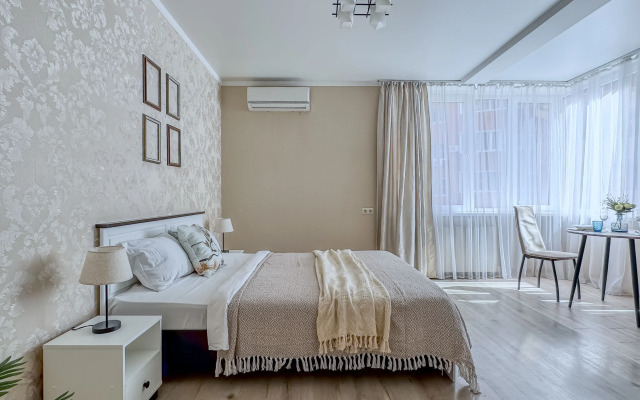 Green FOX Na Ulice Savushkina 6ZH Apartments