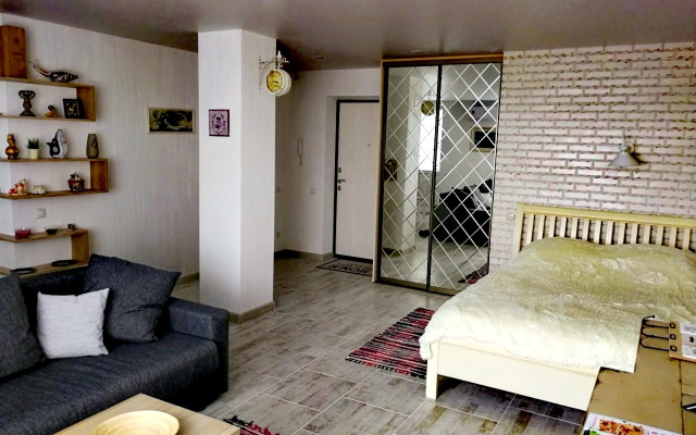Vozle McDonalds Apartments