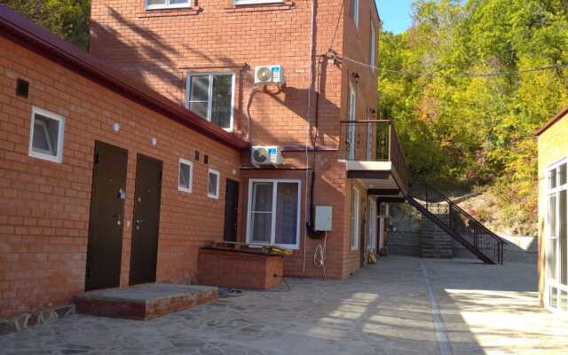 Lyubimaya Dacha Guest House