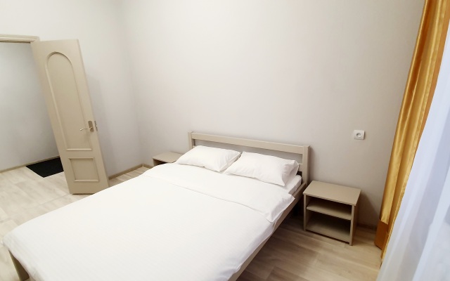 Апартаменты Бакинская 11