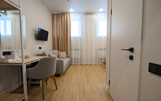 Feshin Hotel