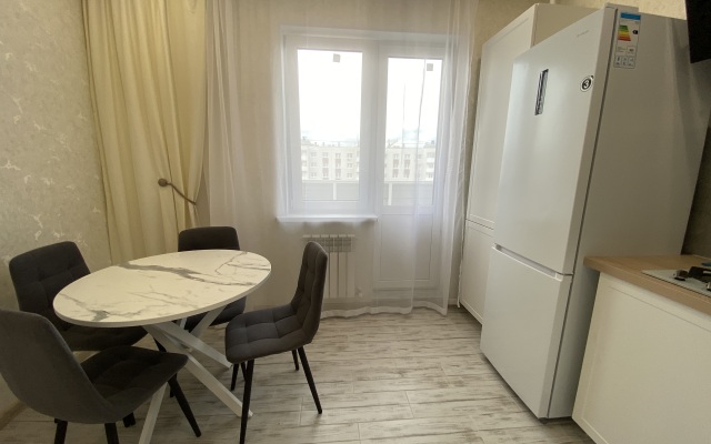 Sovremennaya i Stilnaya Kvartira Flat