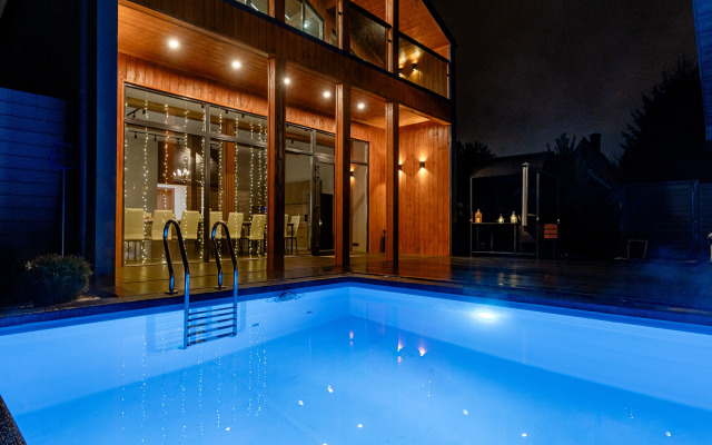 Частный Дом с Баней и Бассейном в Ликино