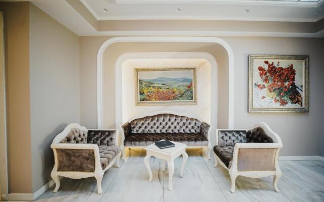 The LOT Boutique Hotel