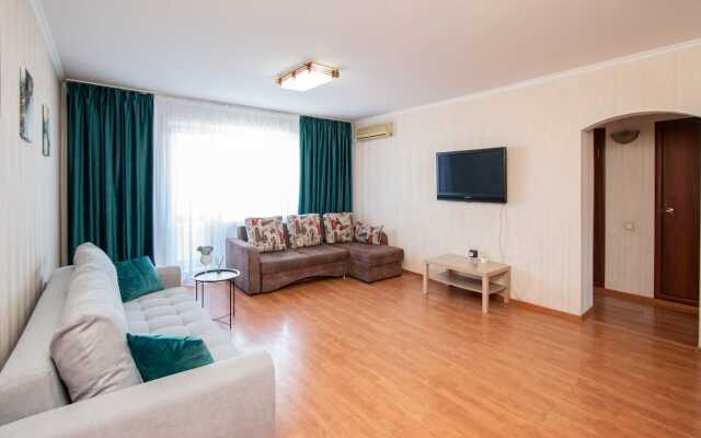 Room Hotel (rum Khotel) Na Ulitse Tolyyatti Apartments