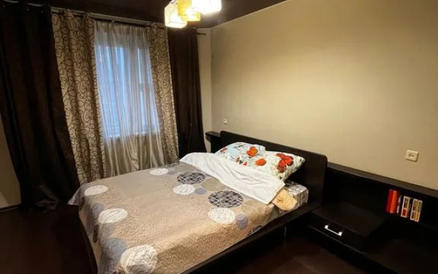 Bolshaya Kvartira s Yevroremontom Flat