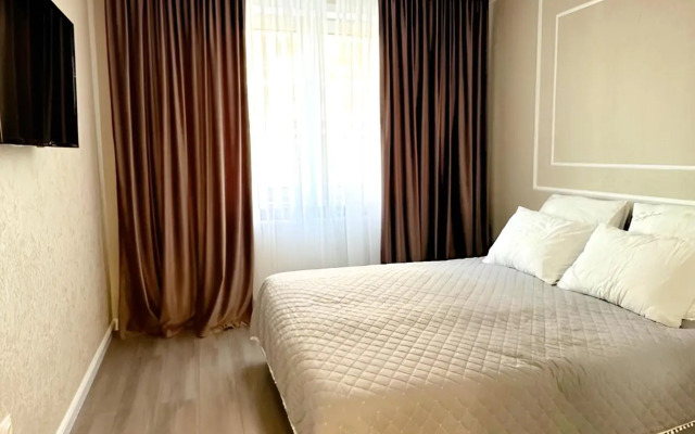 Квартира современная 2-комнатная