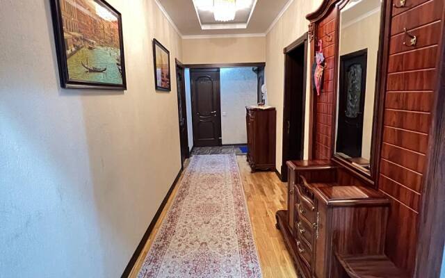 Darkhan Prospekt Mustakillik Apartments