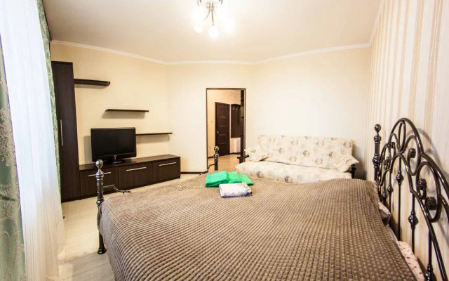 Апартаменты Хом-Сити на Фабричной 9