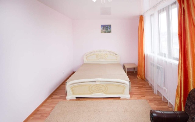 Na Urozhajnoy 5 Hotel