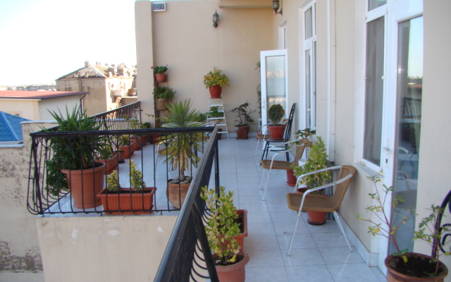 Nur Hotel
