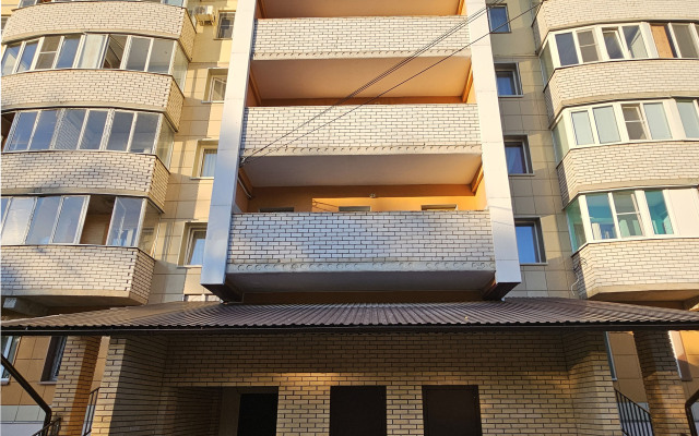 Yaroslavskaya 72(9) Apartments