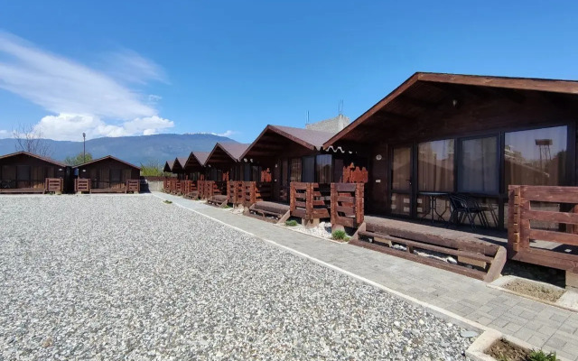 Polyana Glamping