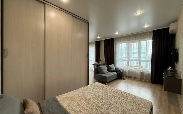 Novaya Studiya Ryadom S Akvaparkom Flat