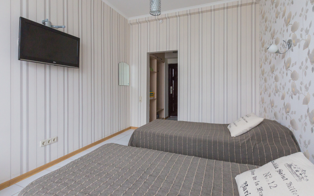 Svetlana-Tsentr u morya s vidom na sad magnoliy Apartaments