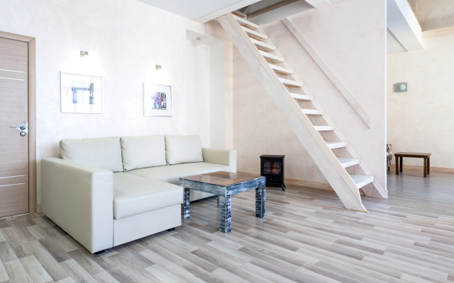 Iris Loft Apartments