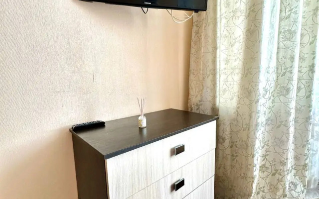 U Metro Yekaterinburg Megapolis Flat