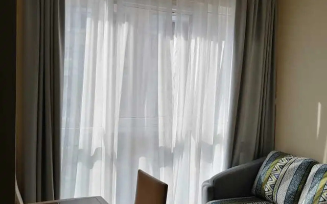 591 Na Krymskoy 89 Apartments