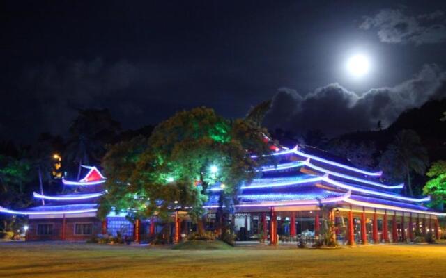 Dakak Park And Beach Resort Hotel