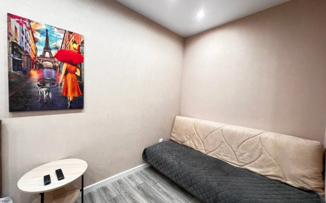 V Prekrasnom Novom Zhk Levoberezhye Flat