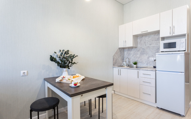 Uyutnaya Kvartira S Balkonom Alleya 304 Flat