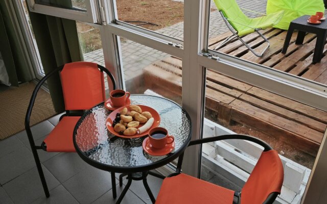 Апартаменты Фиолeнт Village У Александра