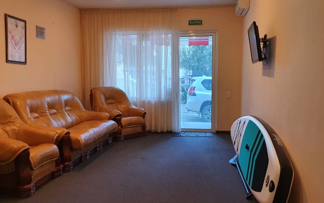 Laguna Plyus Hotel