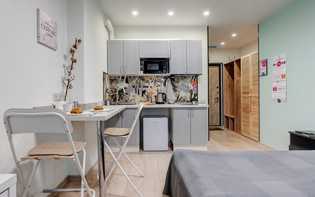 Апартаменты на Сергея Есенина 10