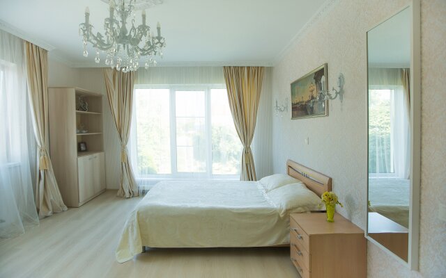 Malenkaya Italiya Guest House