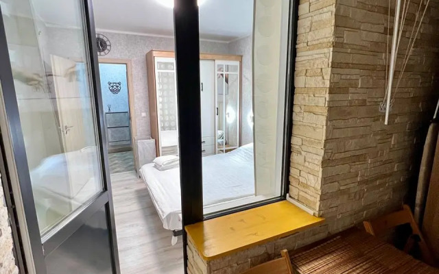 Na Vadima Shefnera 10 k1 Apartments