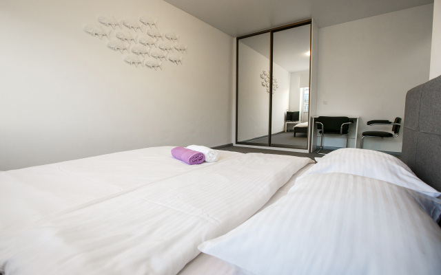 BelaTravel po adresu Nezavisimosti, 89 Apartments
