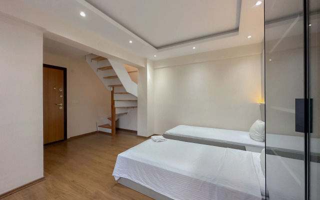 Апарт-отель Flower City Suits