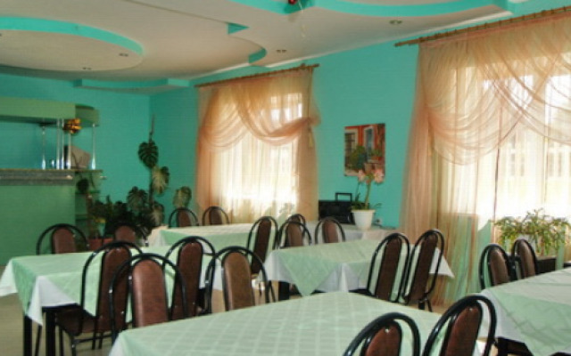 Izumrud Hotel