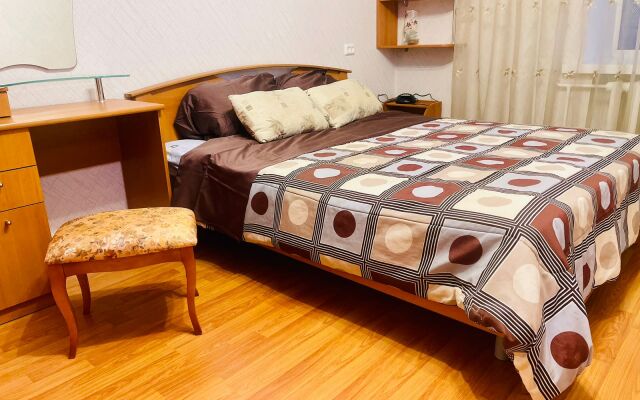 Uyutnaya Kvartira V Tsentre Goroda Flat