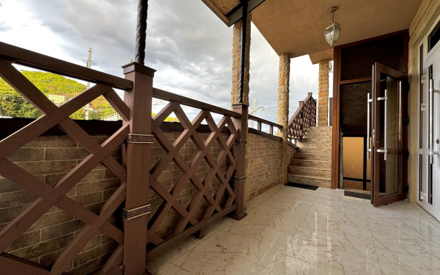Kristall Guest house