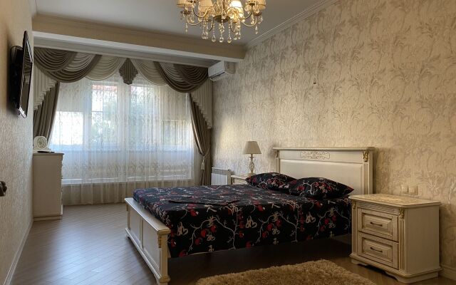 397 Turisticheskaya 3k1 Apartments