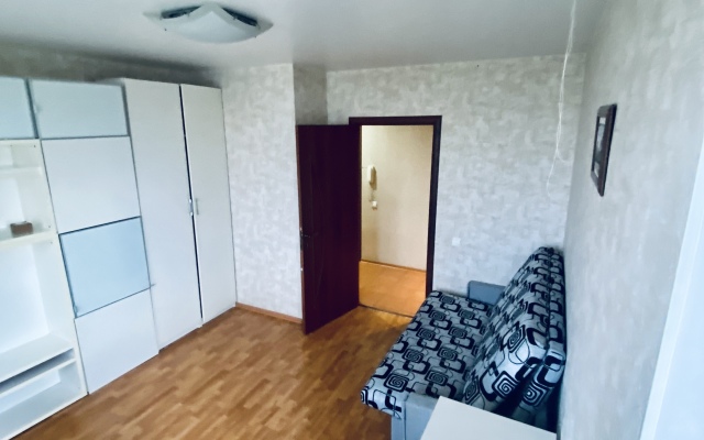 Dvuhkomnatnaya na Narodnogo Opolcheniya flat
