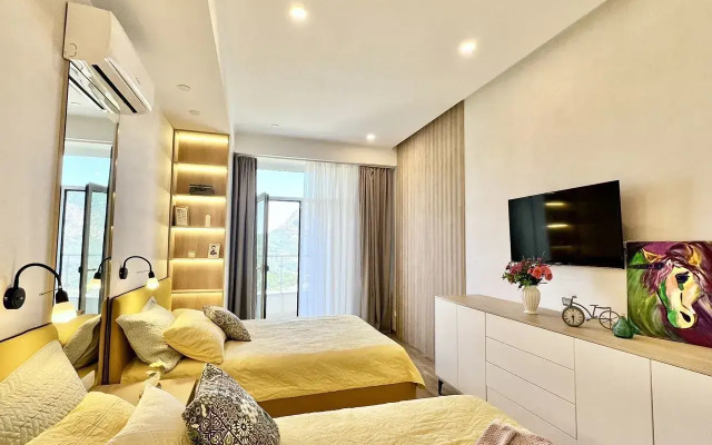 Апартаменты на Ялтинской 12А ЖК «Шато Лувр»