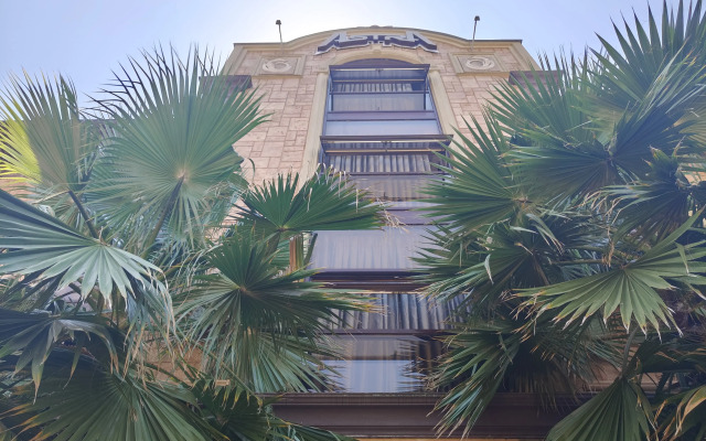 Astra Hotel