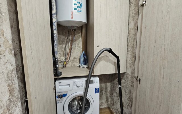 Na Vzlyotnoy Ulitse 6 Flat