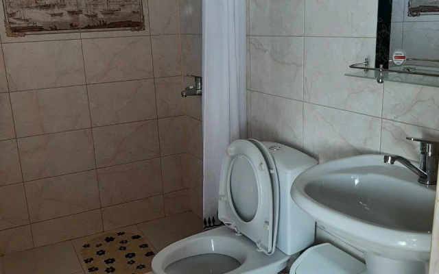Трёхместный номер Deluxe рядом с пляжем (терраса) — фото 4