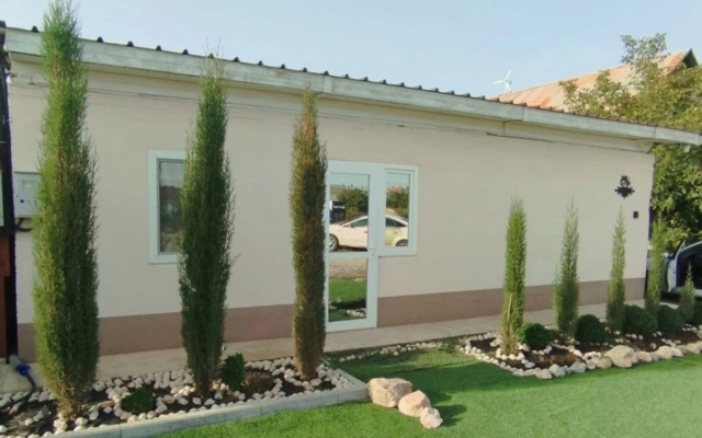 Domik U Grota Diany Private House