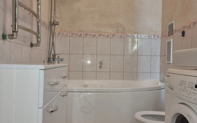 Апартаменты Уютная двушка с хорошим расположением