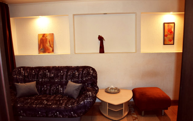 Мини-отель Золотое крыло Ленина 51