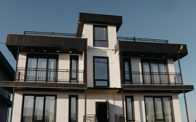 Apartment hotel TONg Marina