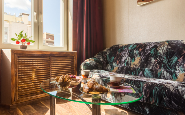 Apartment Sovremennaya Evrodvushka U Metro Grazhdanskij Pr.