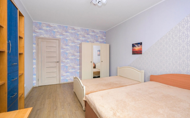 Kvartirka-Nsk Na Ul. Startovaya 1 Flat