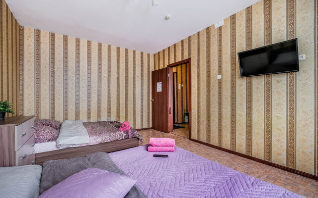 ryadom s Mntk im. Fedorova i Sk Zarya Flat